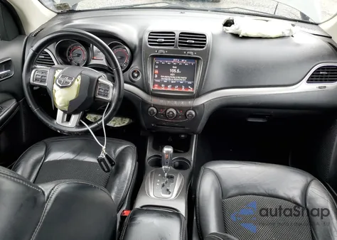 2020 Dodge Journey Crossroad z USA, uszkodzony, nr VIN 3C4PDCGB7LT264044